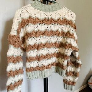 Zara Size Small Cropped Sweater